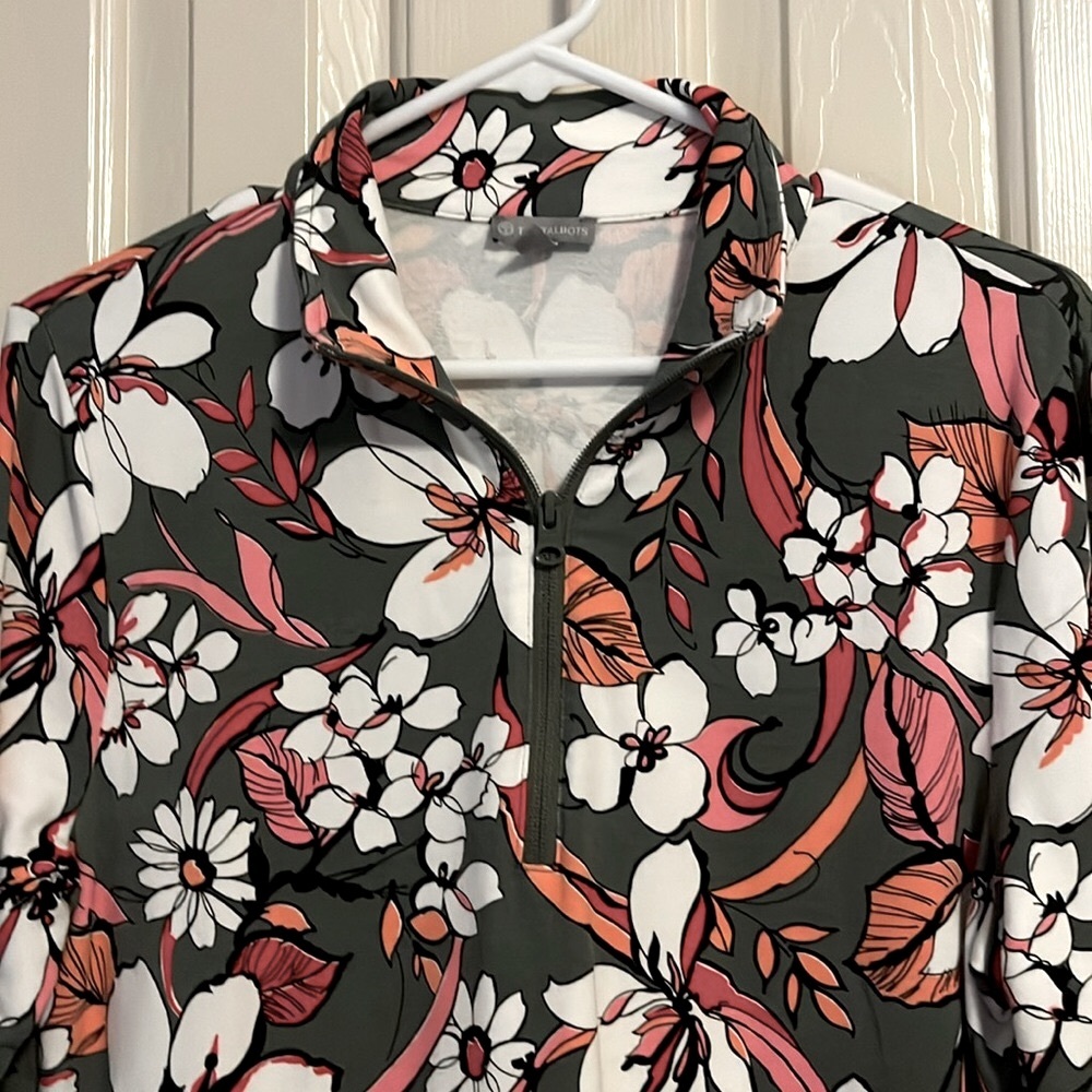 Talbots pullover sweatshirt. Size medium - Picture 2 of 5
